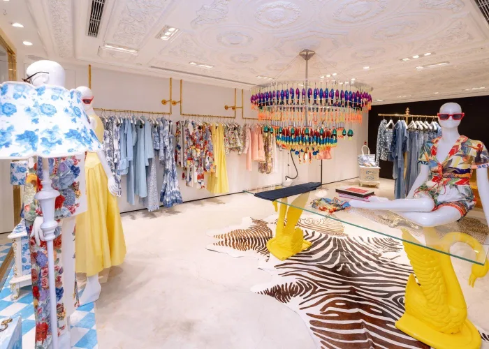 Alice olivia 1