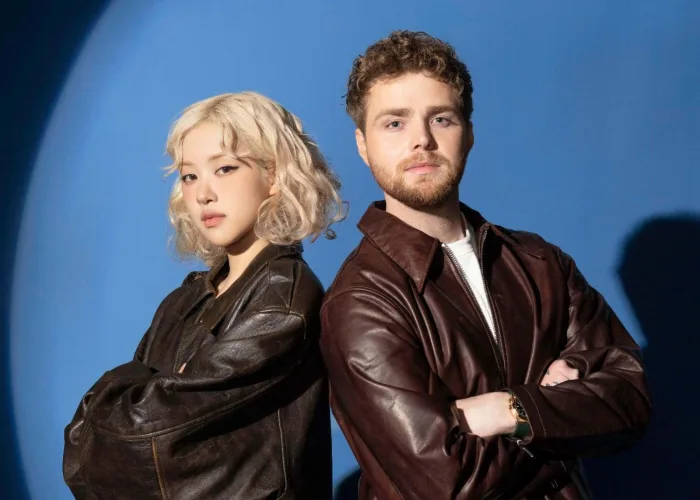 Alex Warren and Rose
