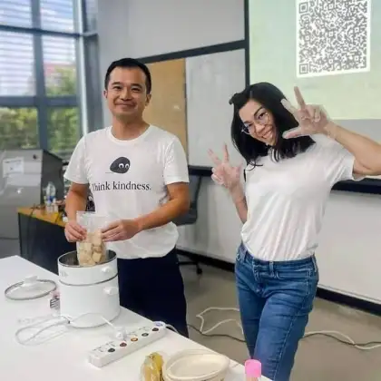 Elevator Pitch Mike Yang, CEO of Thai Food Startup Kindness