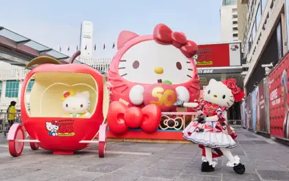 Hello Kitty Parade Performance