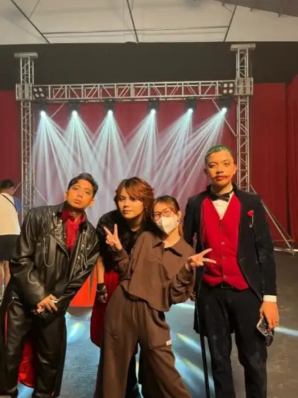 With JRoa Blaster Silonga and Yuridope on the set of their music video shoot "Maitim na Mahika"