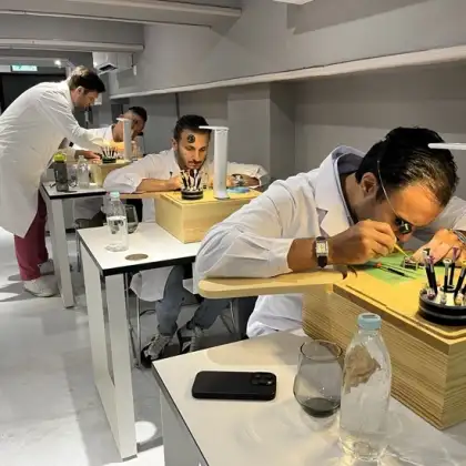 Amplitude Watch Services Hong Kong