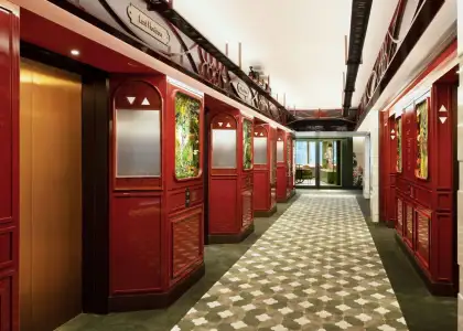 island shangri-la Themed Family Suite hong kong