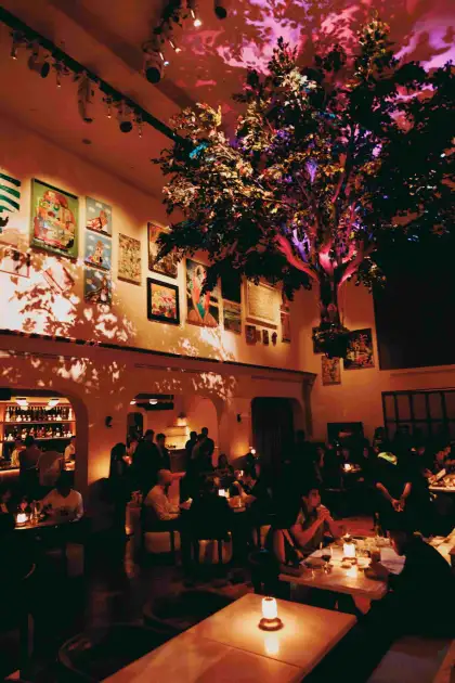 Uma Nota Main Dining