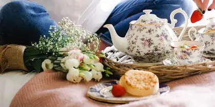 tea time with flowers