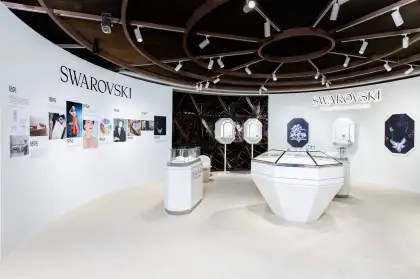 swarovski pop up