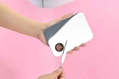 Makeup mixing palette