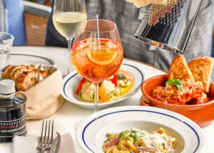 bluhouse food and drinks