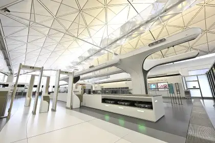 Smart Security Screening System at Hong Kong Int'l Airport