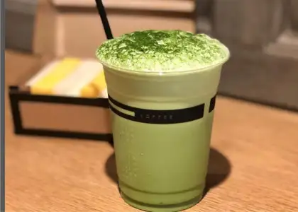 Omotesando Koffee Iced Matcha Latte