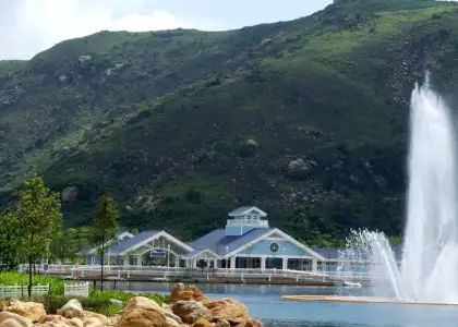 Lake view of Inspiration Lake Recreation Centre
