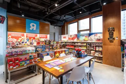 Toys"R"Us "Playful Living" Concept Store at K11 Art Mall