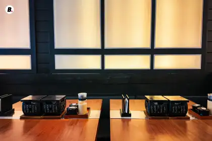 Tables at Ganso Gyukatsu