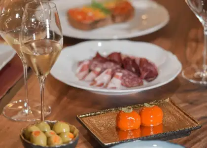 Castellana Hong Kong happy hour