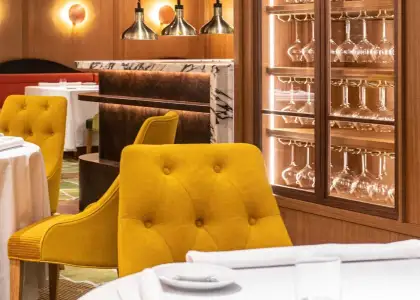 Castellana Hong Kong interior