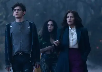 Joe Locke, Aubrey Plaza, Kathryn Hahn