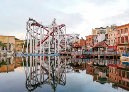 Battlestar Galactica: Human or Cylon Roller Coaster