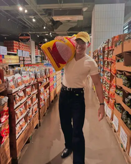 Enchong Dee always makes sure to eat a balanced diet