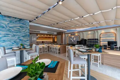 Currents Café & Bar