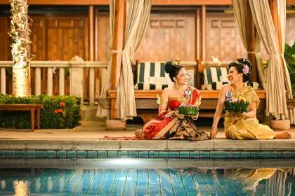 The Peninsula Bangkok - Loy Krathong Festival