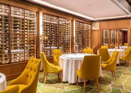 Castellana Hong Kong