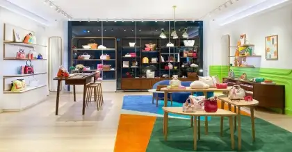 Longchamp SOGO Kai Tak Boutique