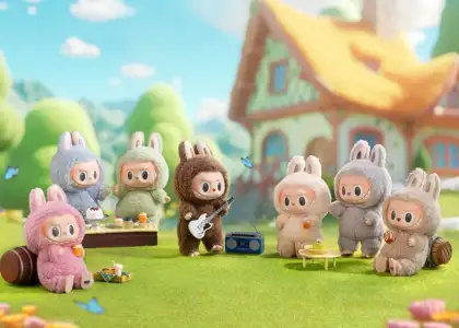 THE MONSTERS Exciting Macaron Vinyl Face