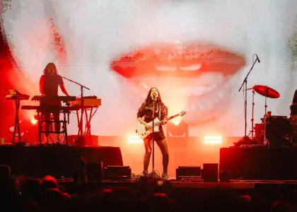 Performance clockenflap