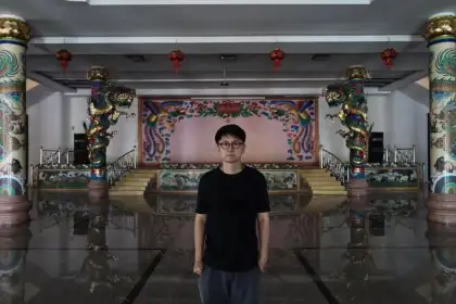 A portrait of Banjong