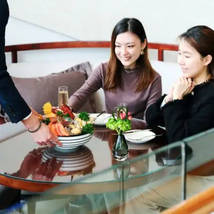 5 New Year's Eve Deluxe Seafood Platter and Champagne Set