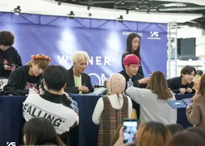 WINNER fan signing