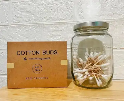 Bamboo cotton buds