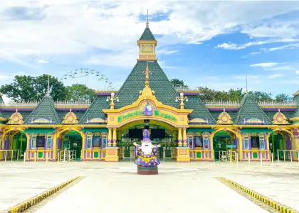 Enchanted Kingdom main gates