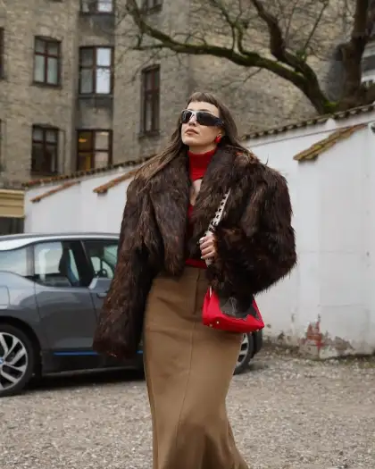 A brown and red ensemble