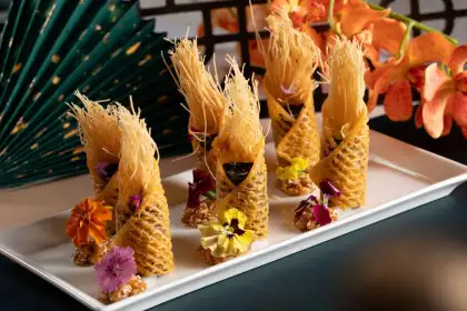 2 Harmonious Tasting Feasts Ushering in Good Fortune