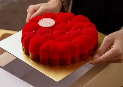 Pour les Amoureux Valentine’s Day Cake