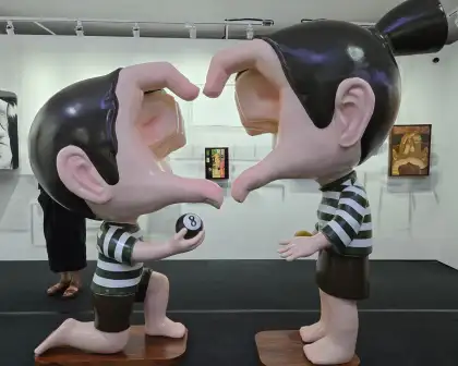 Blic's art signature is his use of "Humands", tackling human interaction.