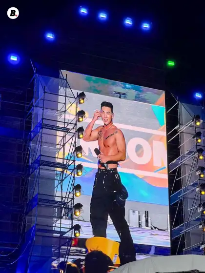 NUEST's Bakeho sizzled on stage by removing his shirt for the crowd