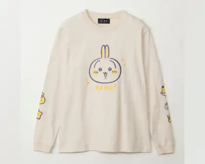 A long-sleeved shirt