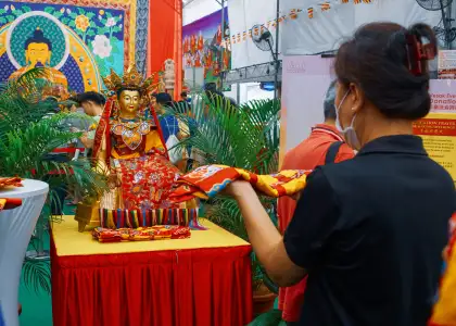 Buddha Offering