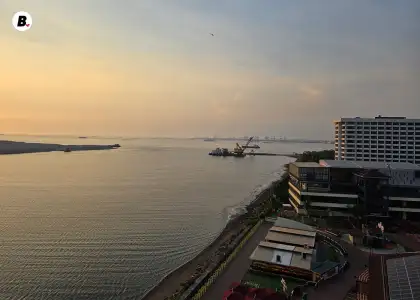 The sunset view of the bay at the Premium King Bay View Suite