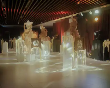 "Tambour" is a celebration of art and couture, created by Arce and Joe San Antonio.