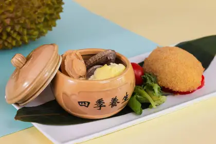 Durian Cheese Stuffed Crab Shell