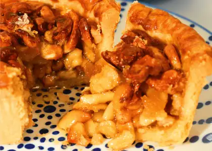 Panutsa Cashew Pie by Purple Yam