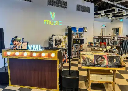 image of pop-up vinyl audio library by V Music HK featuring selection of vinyl records at Murray House, Stanley