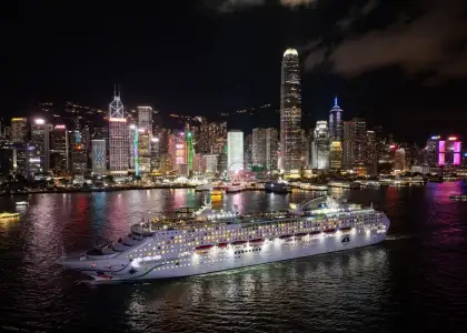 StarCruises’ “Star Voyager” nighttime view