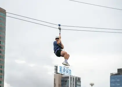 StarCruises’ “Star Voyager” zip line