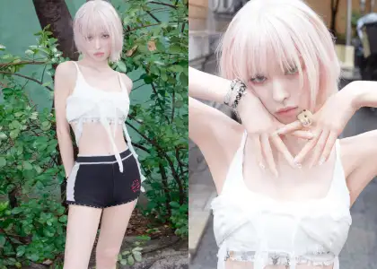 Photos from WENDY's teasers for her upcoming EP