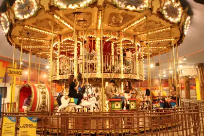 Grand Carousel