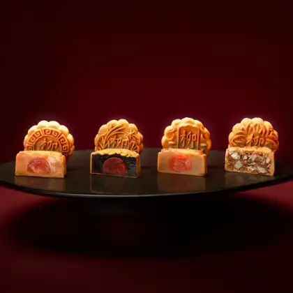 Conrad Bangkok Red Ruby Treasures Mooncake